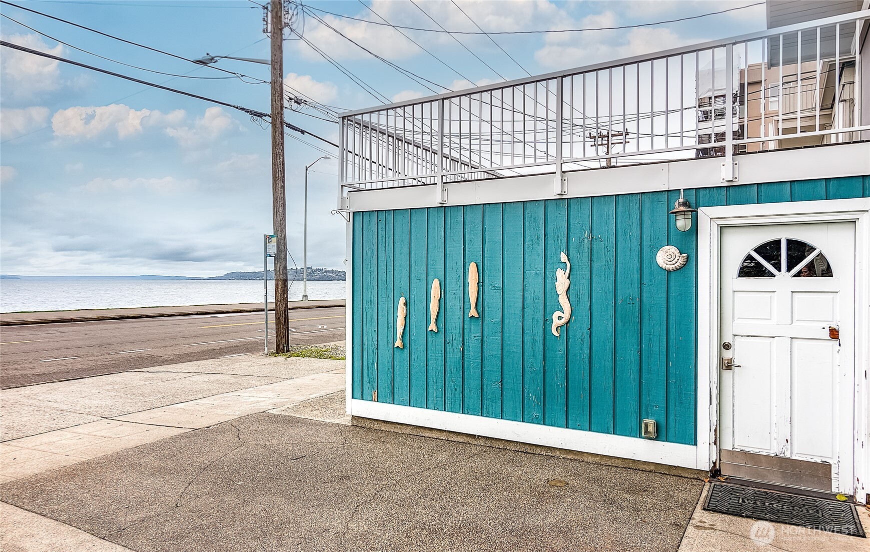 1318 Alki Avenue Southwest Seattle, WA 98116 - Photo 19 of 22