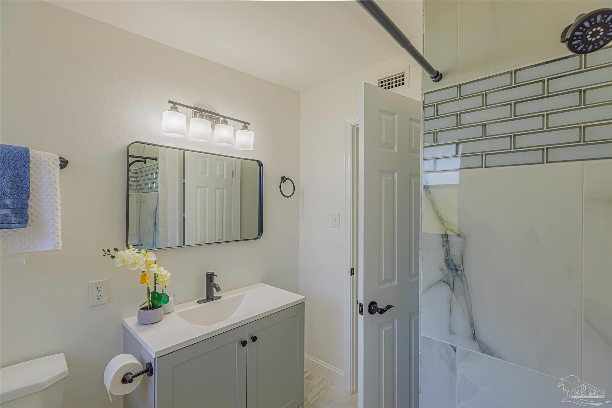 860 East Burgess Road Pensacola, FL 32504 - Photo 32 of 47 Gallery Image 32