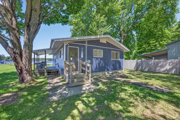 $480,000 | 2864 Pleasant Lake Shore Drive, Unit LOT: 37, Cadillac, MI 49601