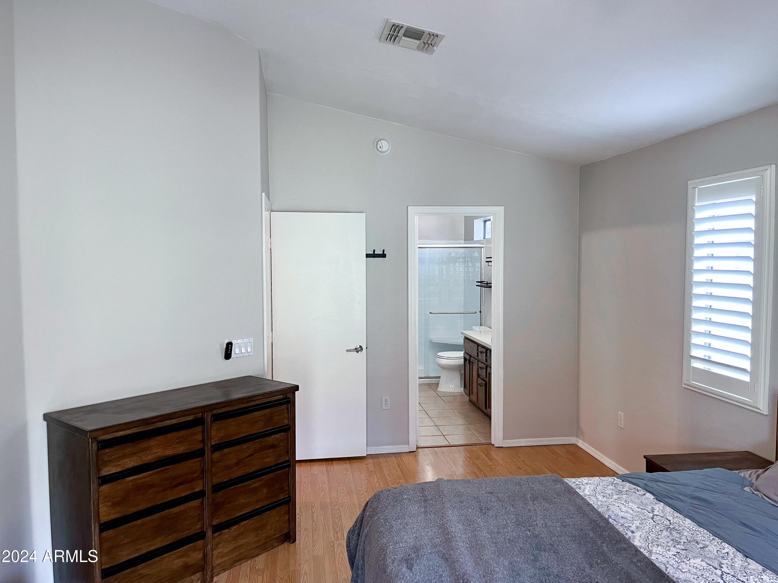 2150 East Bell Road, Unit 1083 Phoenix, AZ 85022 - Photo 11 of 22 mbedroom2-8