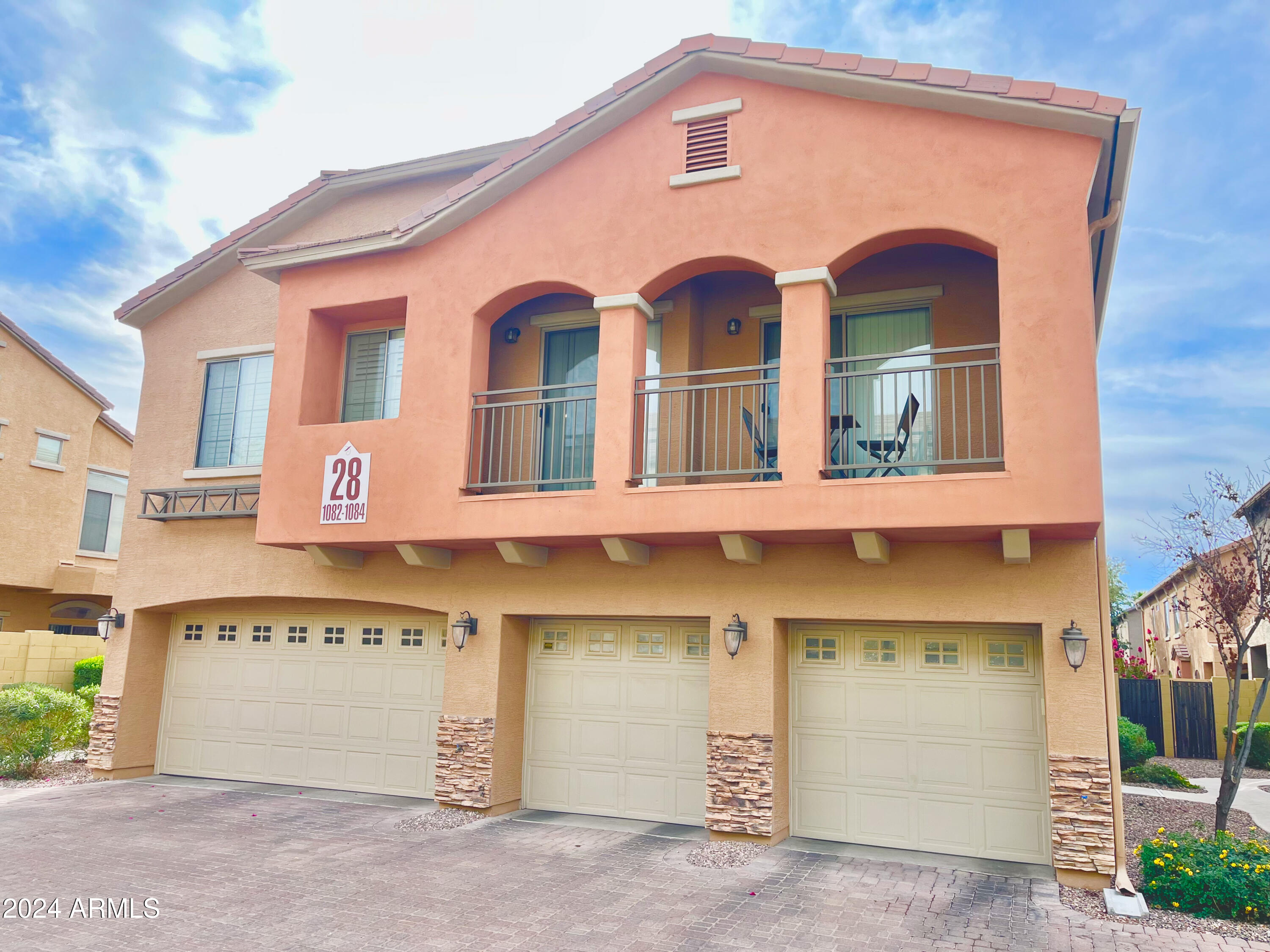 2150 East Bell Road, Unit 1083 Phoenix, AZ 85022 - Photo 17 of 22 outside-13