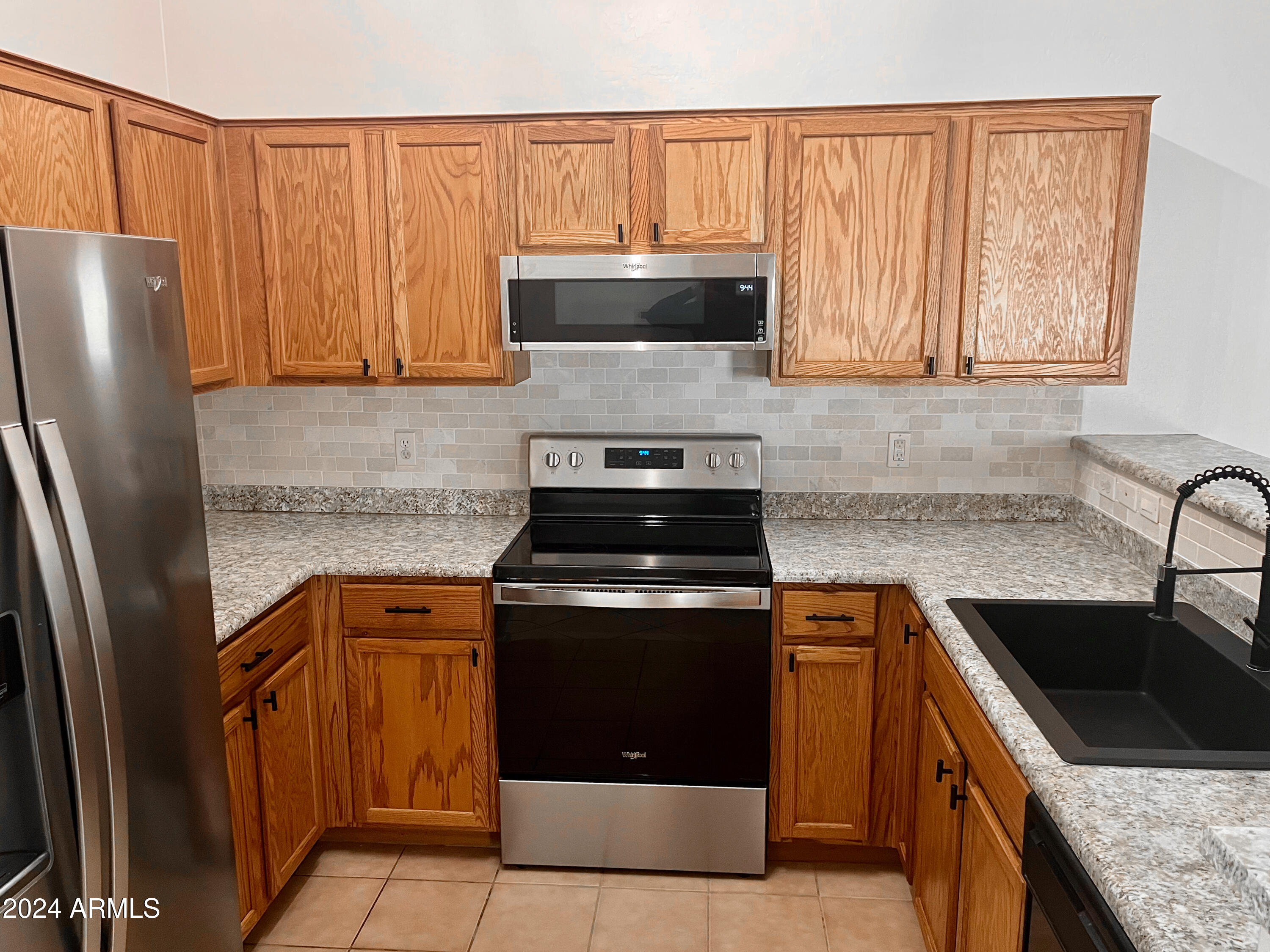 2150 East Bell Road, Unit 1083 Phoenix, AZ 85022 - Photo 6 of 22 kitchen6-4