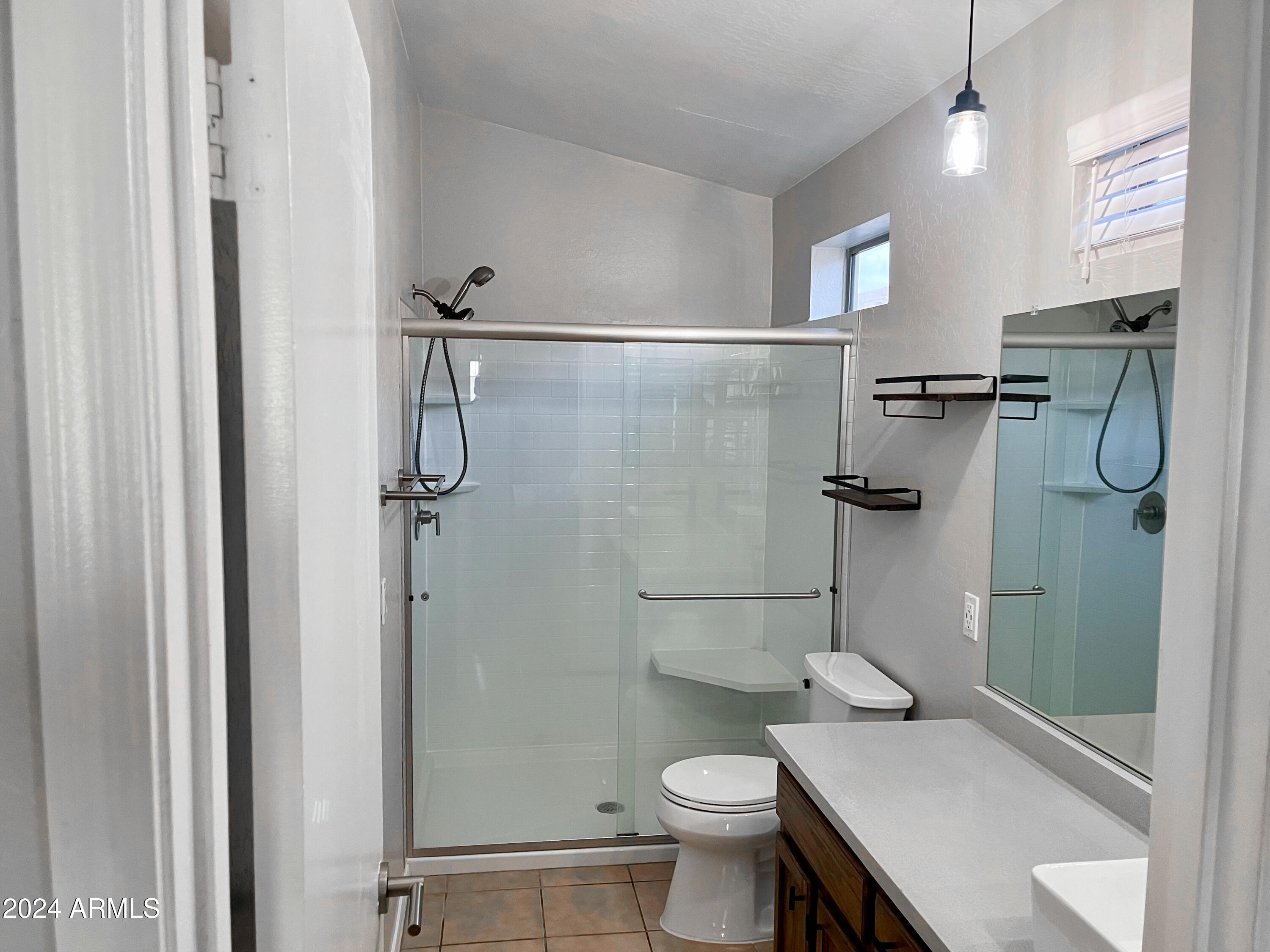 2150 East Bell Road, Unit 1083 Phoenix, AZ 85022 - Photo 8 of 22 mbathroom1-9