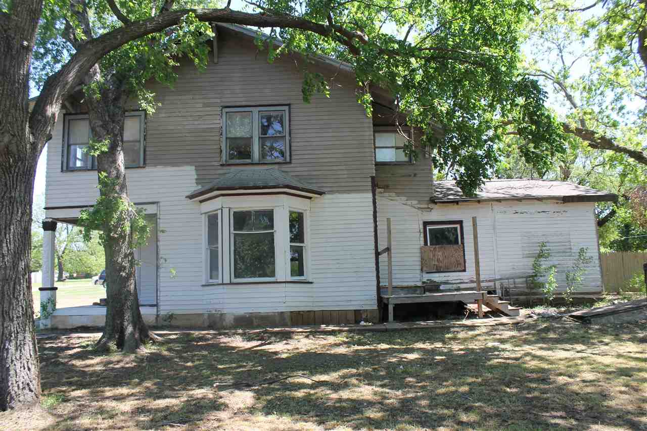 1128 Elm Street Perry, OK 73077 - Photo 2 of 13 Gallery Image 2