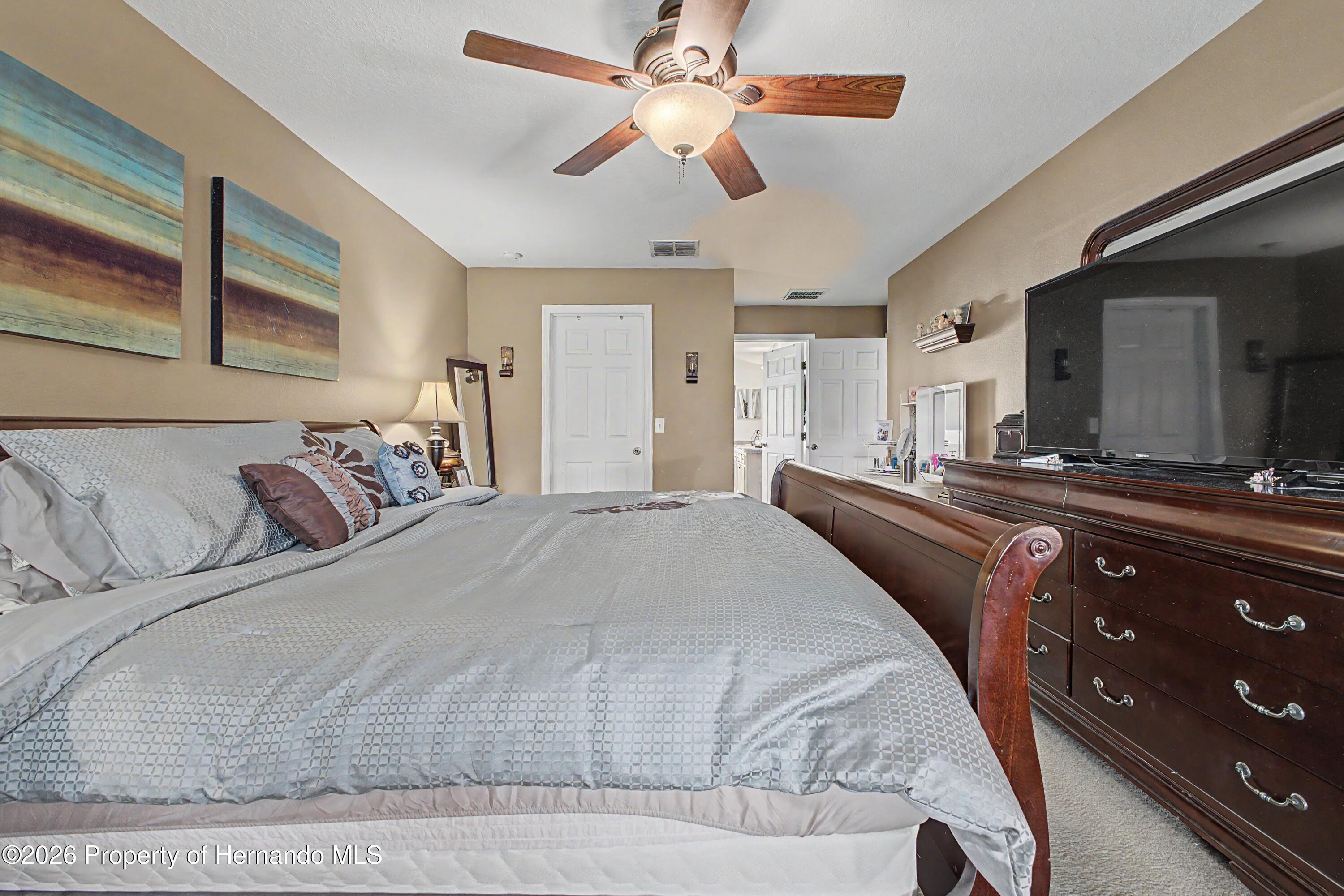 2262 Gaucho Avenue Spring Hill, FL 34608 - Photo 25 of 53 25_5W1A0387