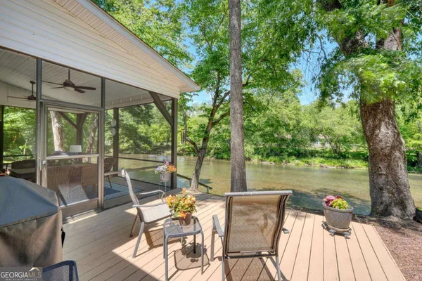 $659,900 | 198 Riverbend Drive, Hayesville, NC 28904