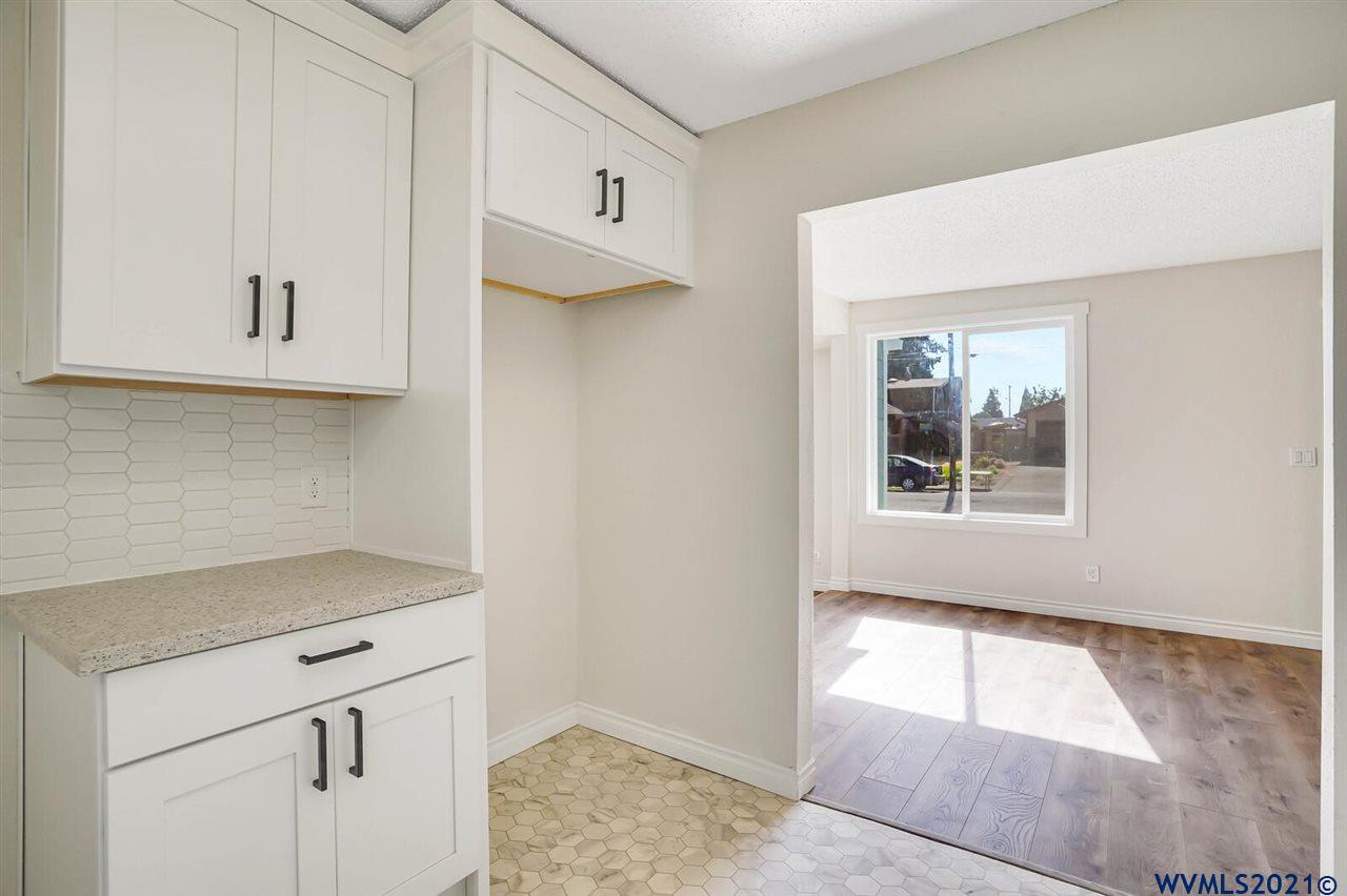 1321 Filbert Street Lebanon, OR 97355 - Photo 14 of 38 Gallery Image 14