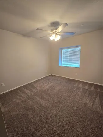 a view of empty room with window