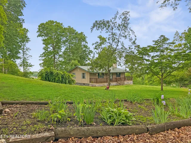 $375,000 | 450 Buffalo Lane, Tazewell, TN 37879