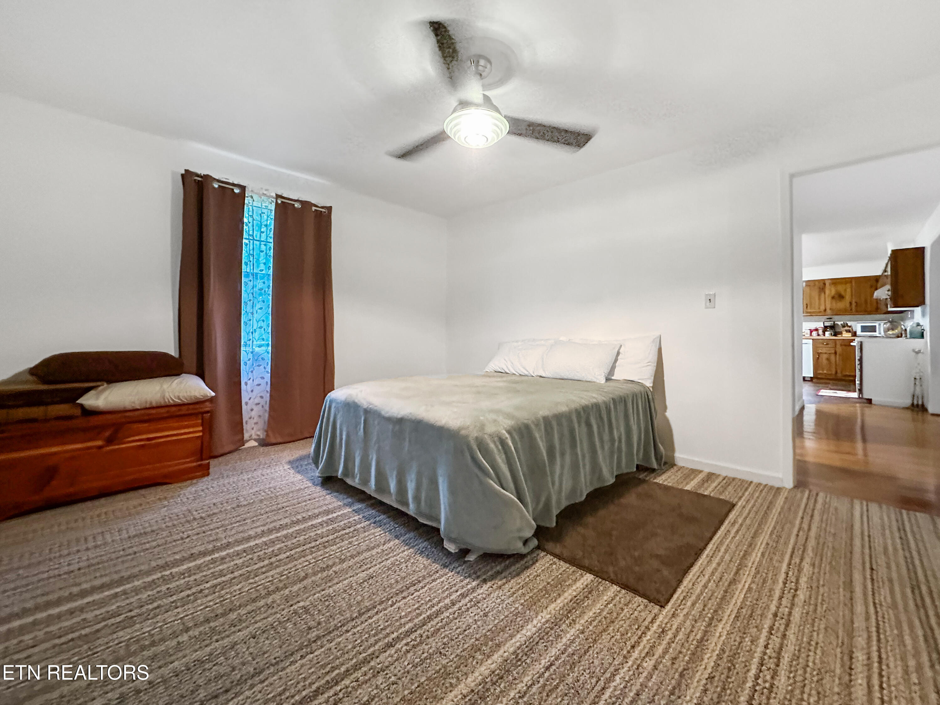 450 Buffalo Lane Tazewell, TN 37879 - Photo 17 of 47 Master Bedroom