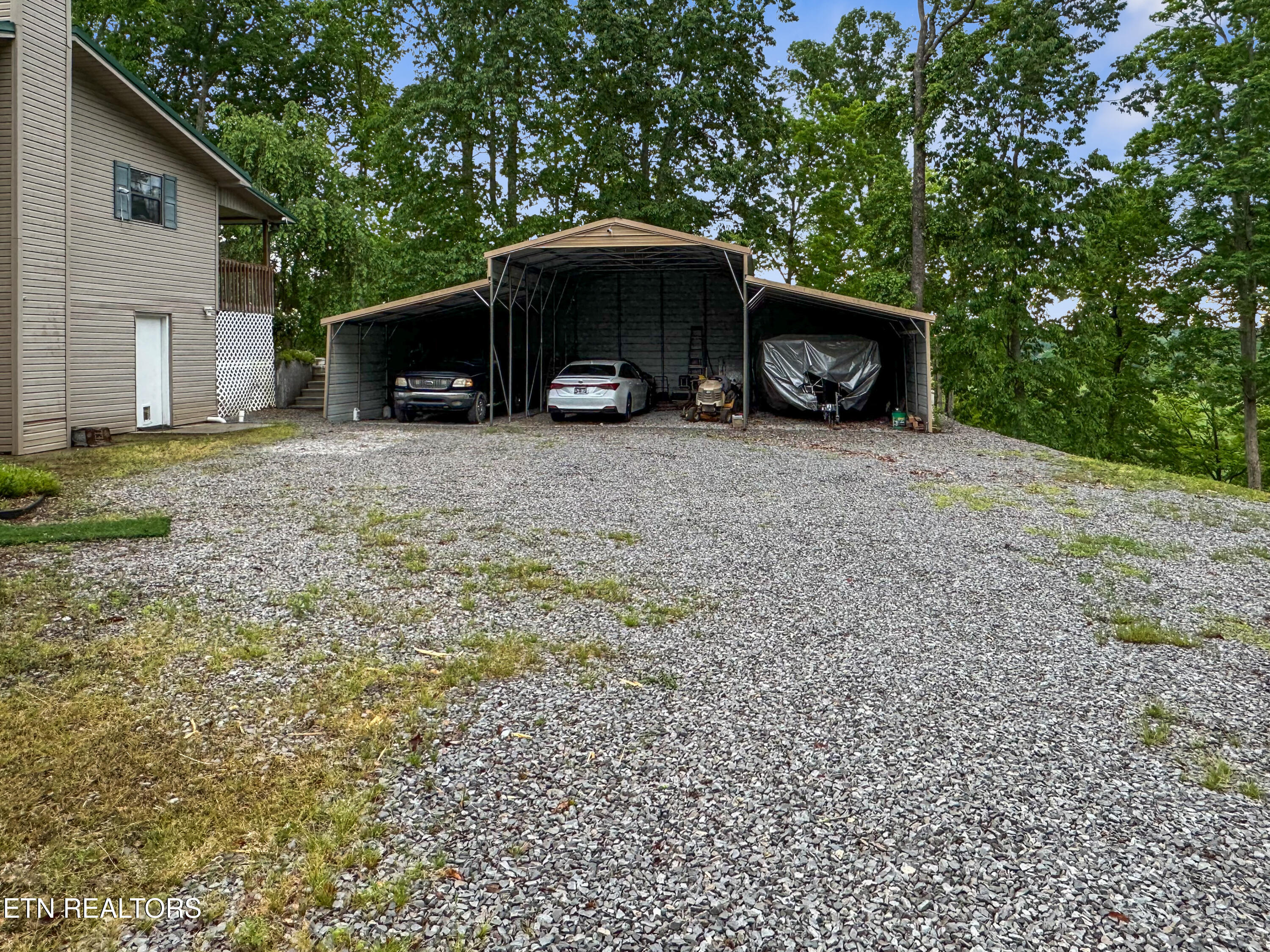 450 Buffalo Lane Tazewell, TN 37879 - Photo 8 of 47 IMG_4923