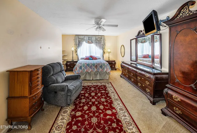 $380,000 | 912 Muirfield Drive, Maryville, TN 37801