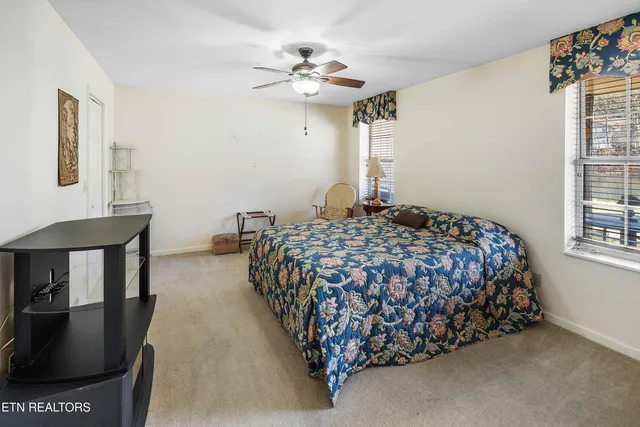 $380,000 | 912 Muirfield Drive, Maryville, TN 37801