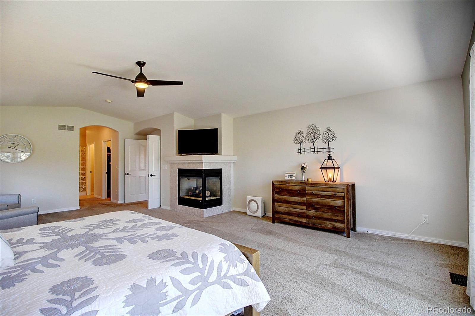 604 Ridgemont Circle Highlands Ranch, CO 80126 - Photo 22 of 40 Gallery Image 22