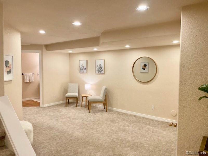 604 Ridgemont Circle Highlands Ranch, CO 80126 - Photo 33 of 40 Gallery Image 33
