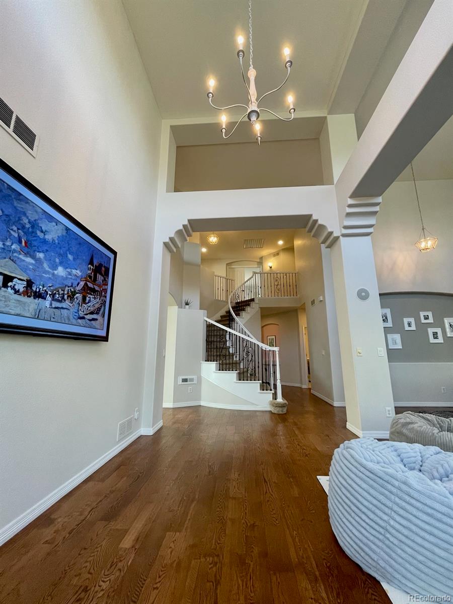 604 Ridgemont Circle Highlands Ranch, CO 80126 - Photo 5 of 40 Gallery Image 5