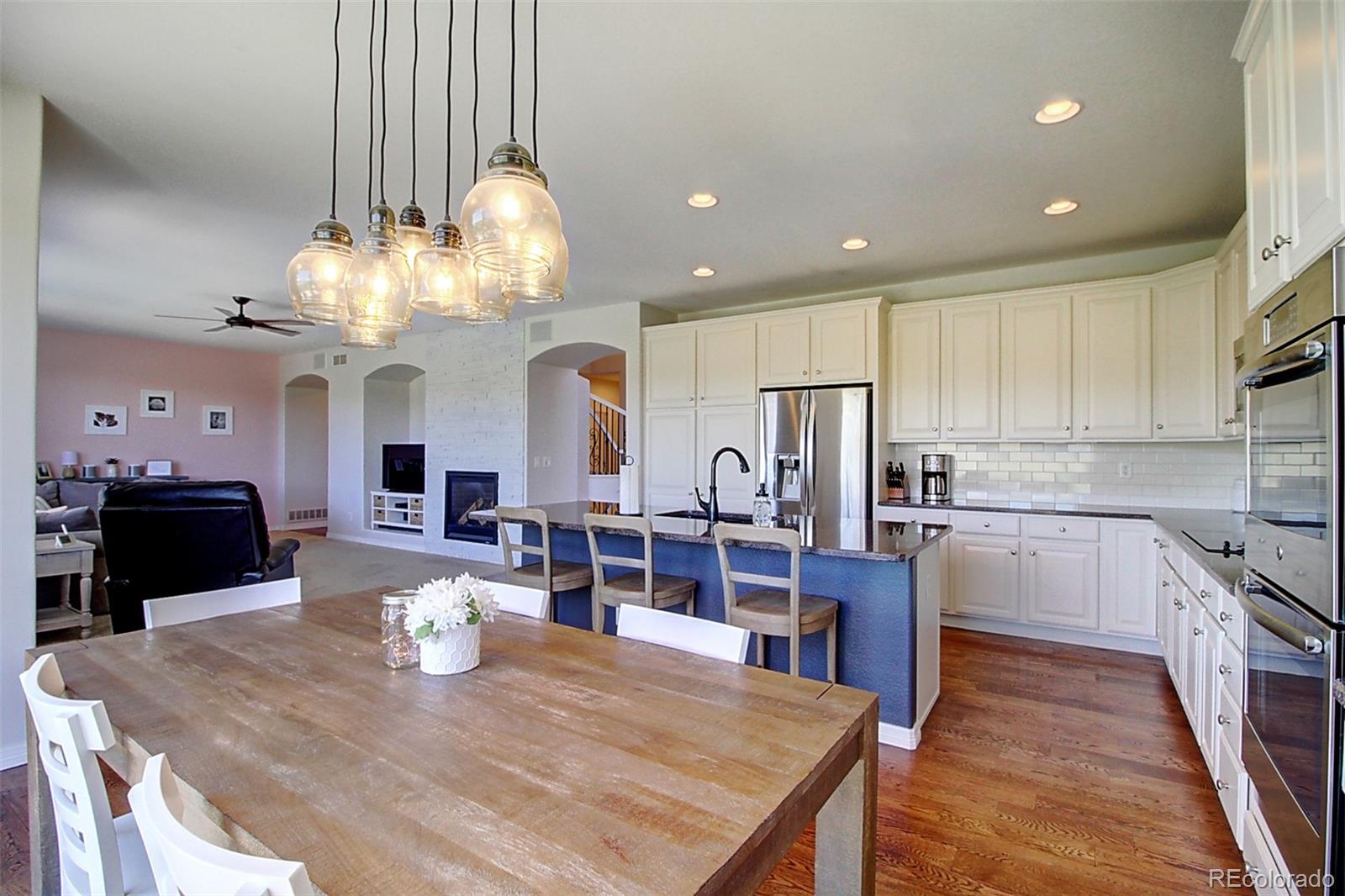 604 Ridgemont Circle Highlands Ranch, CO 80126 - Photo 7 of 40 Gallery Image 7
