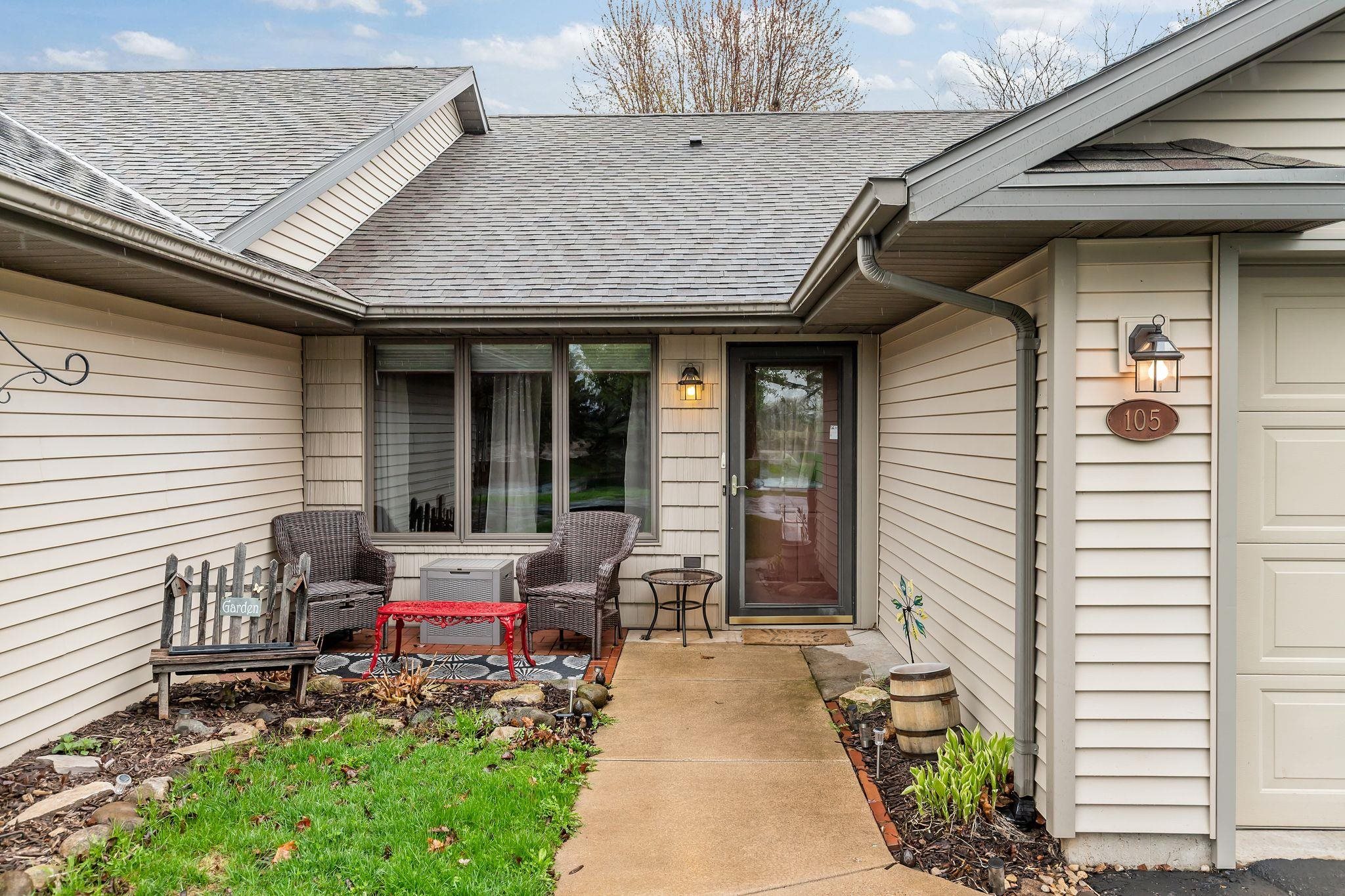 6020 County Rd A, Unit 105 Oshkosh, WI 54901 - Photo 3 of 47