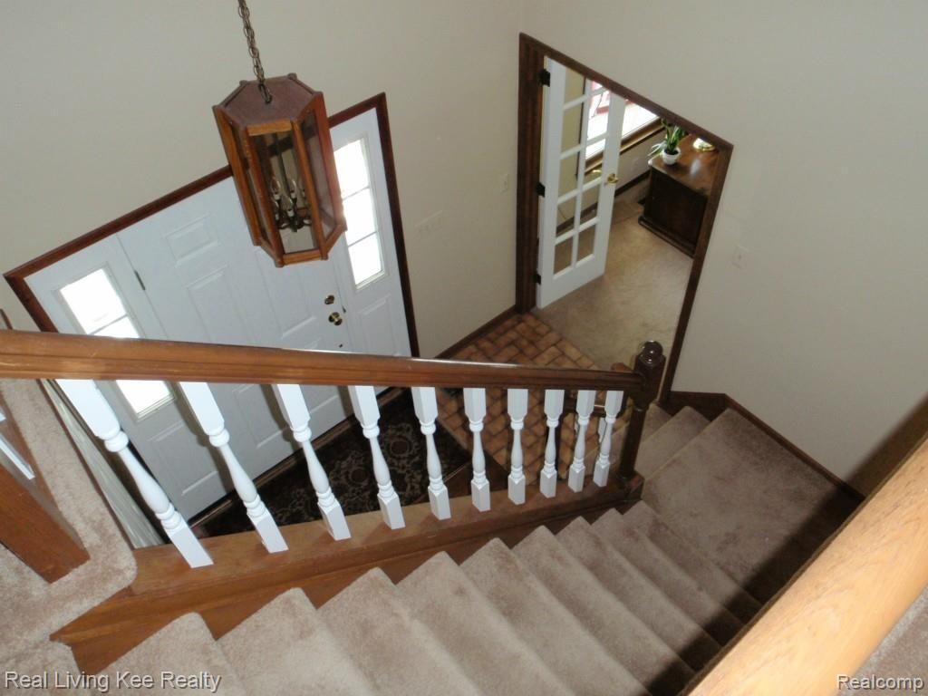 60739 Eyster Road Rochester, MI 48306 - Photo 13 of 37 Two Story Foyer