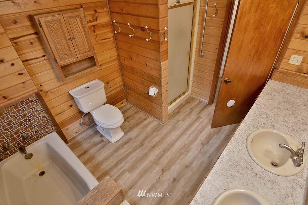 4108 Deer Lake Road Clinton, WA 98236 - Photo 22 of 25 Gallery Image 22