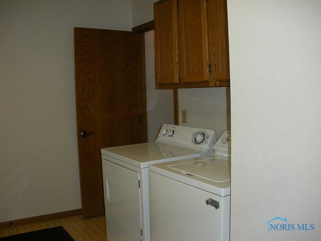 28623 White Road Perrysburg, OH 43551 - Photo 11 of 15 Gallery Image 11