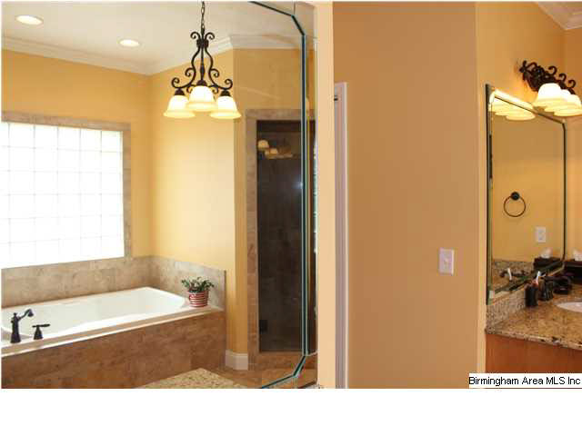 606 Almaroad Place Jacksonville, AL 36265 - Photo 19 of 32