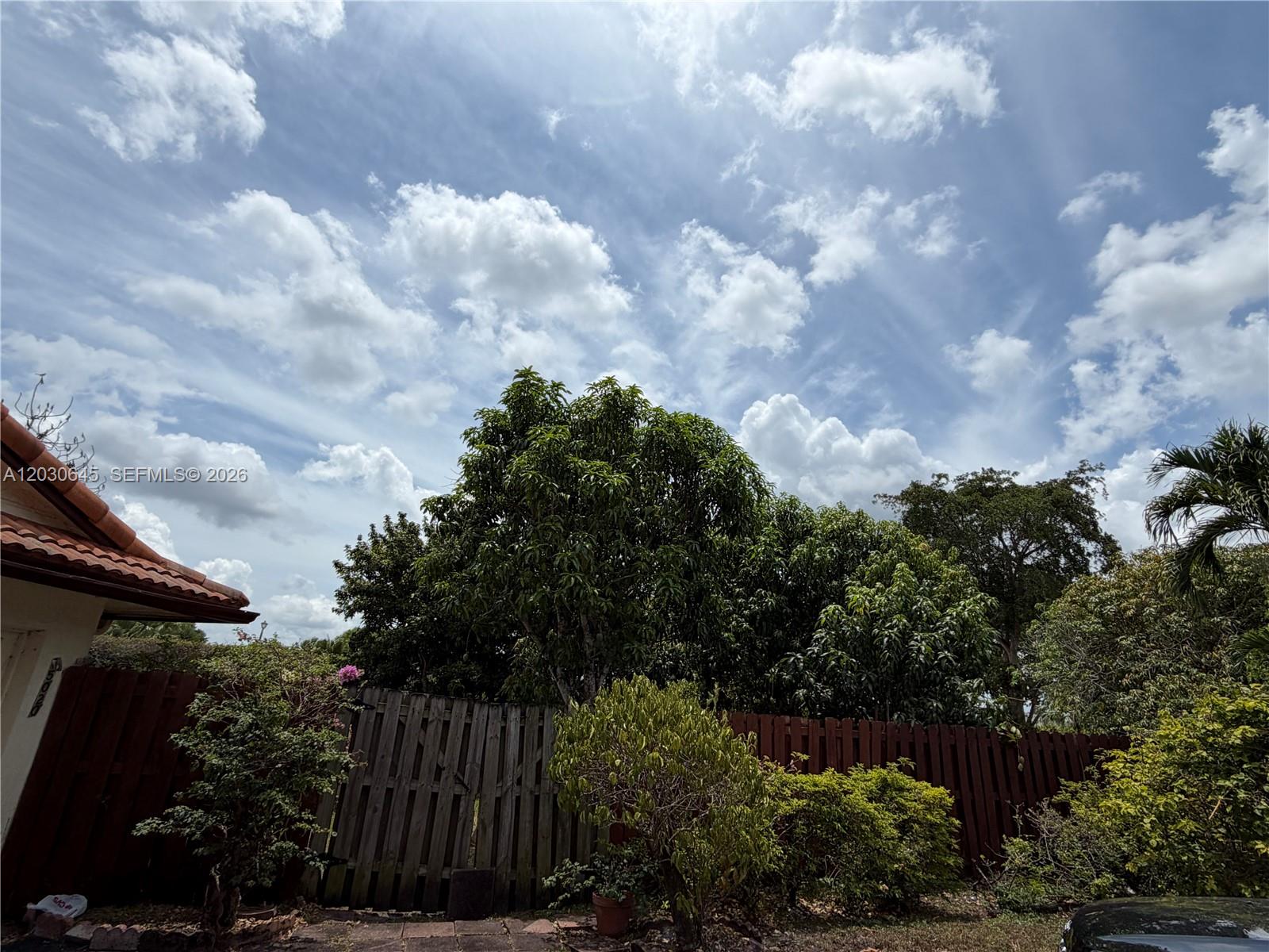 15020 Southwest 96th Terrace Miami, FL 33196 - Photo 2 of 2