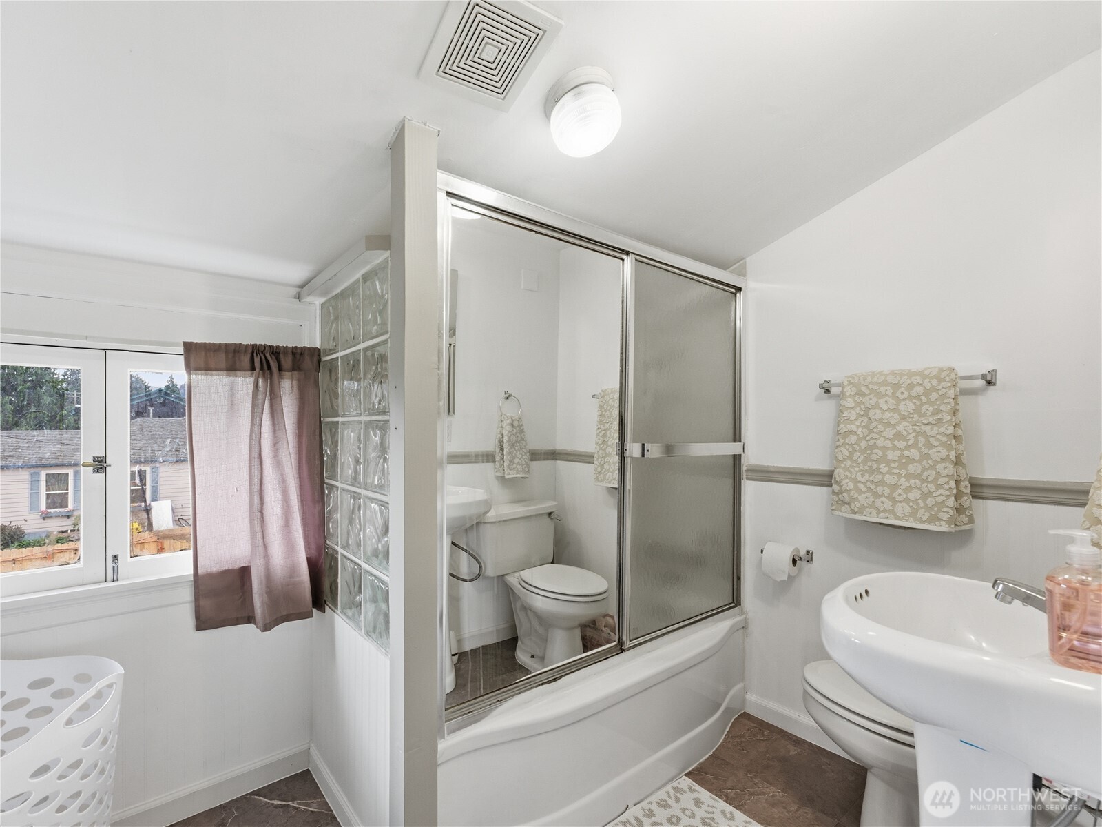 1335 9th Street Wenatchee, WA 98801 - Photo 29 of 40