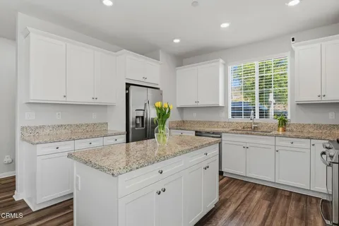 $739,000 | 2072 Harvest Loop, Santa Paula, CA 93060