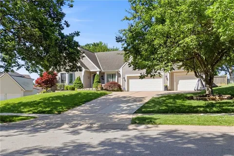 $645,000 | 12008 Summit Street, Kansas City, MO 64145