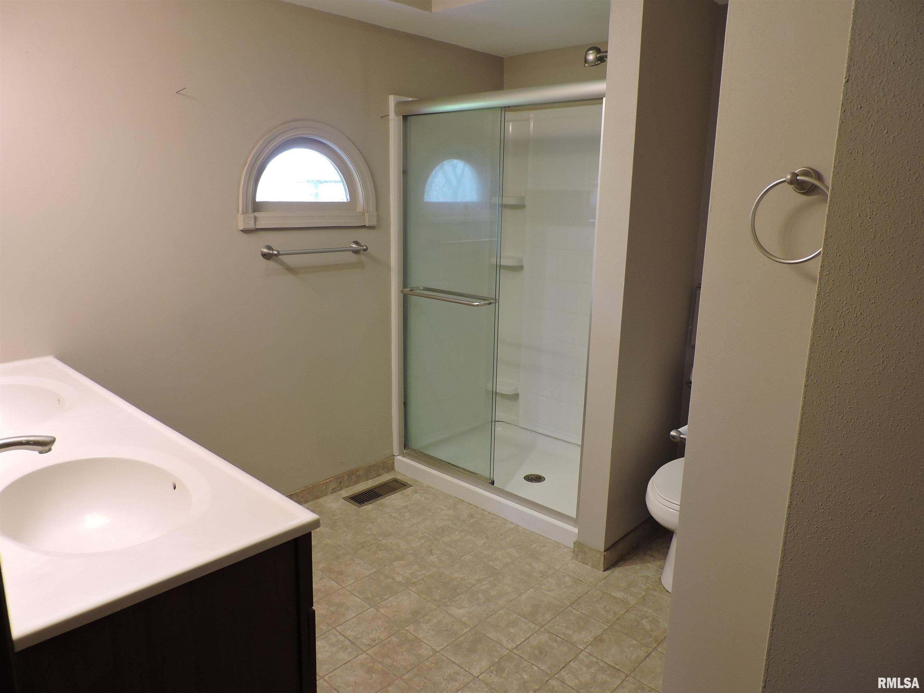 3918 South Autumn Drive Mapleton, IL 61547 - Photo 20 of 55 Gallery Image 20