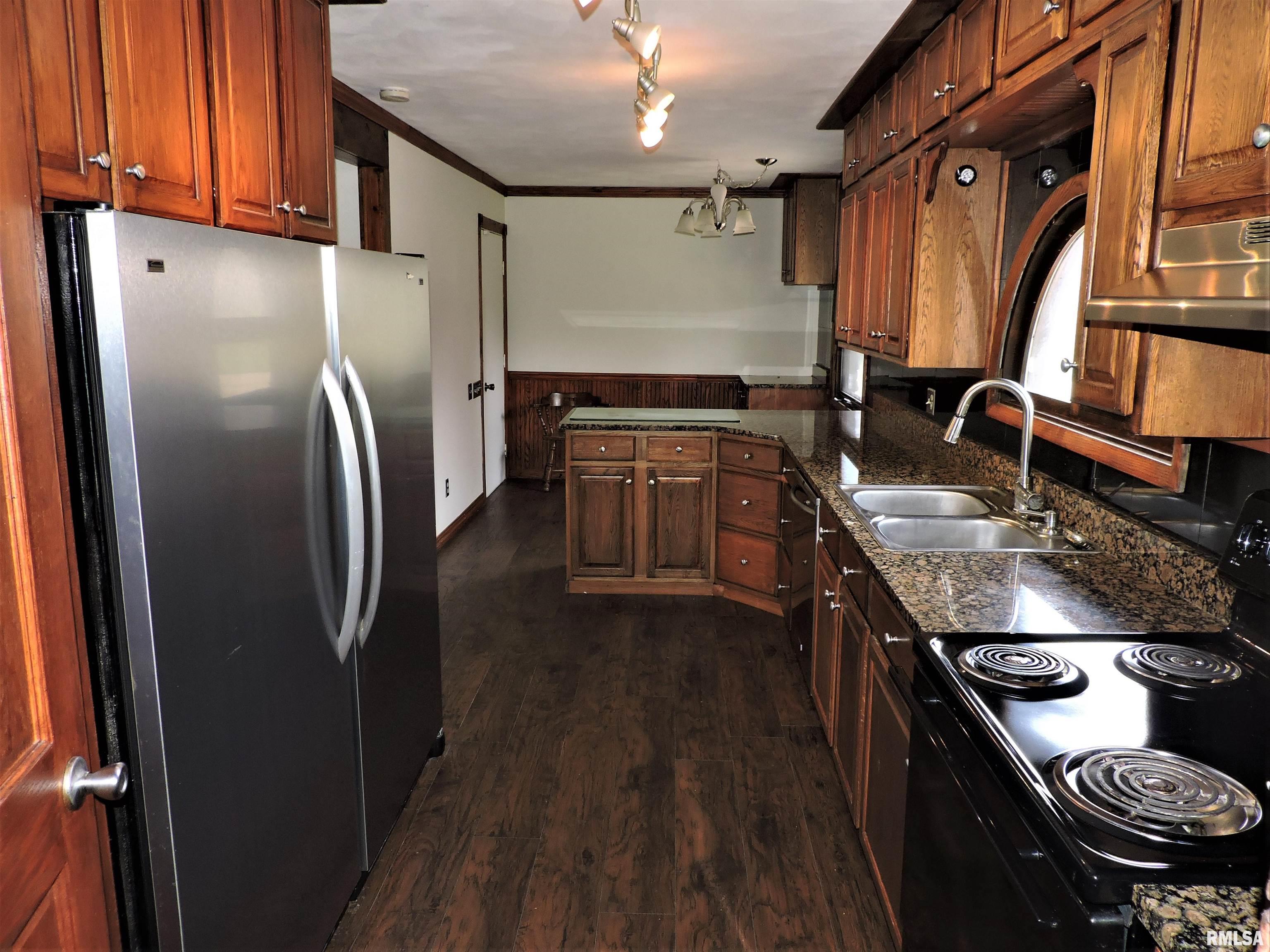 3918 South Autumn Drive Mapleton, IL 61547 - Photo 8 of 55 Gallery Image 8