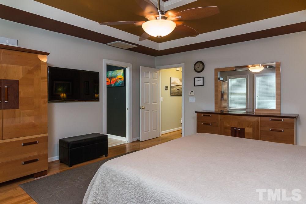 4020 Barton Park Place Raleigh, NC 27613 - Photo 14 of 24 Gallery Image 14