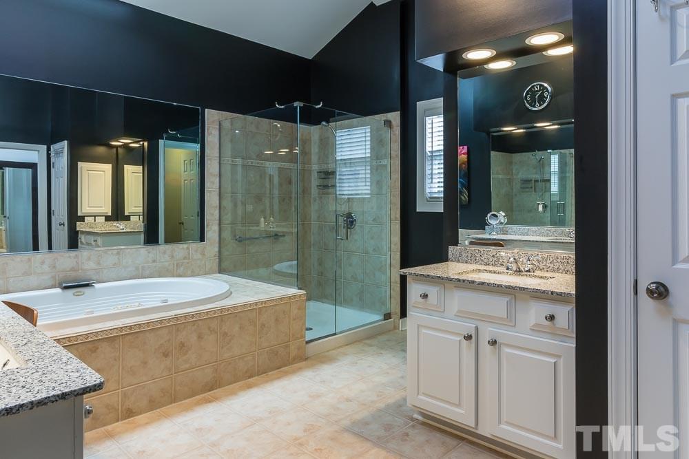 4020 Barton Park Place Raleigh, NC 27613 - Photo 16 of 24 Gallery Image 16