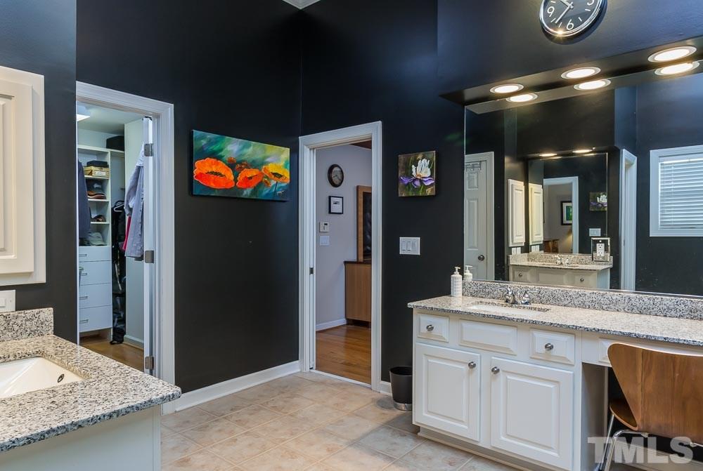 4020 Barton Park Place Raleigh, NC 27613 - Photo 17 of 24 Gallery Image 17
