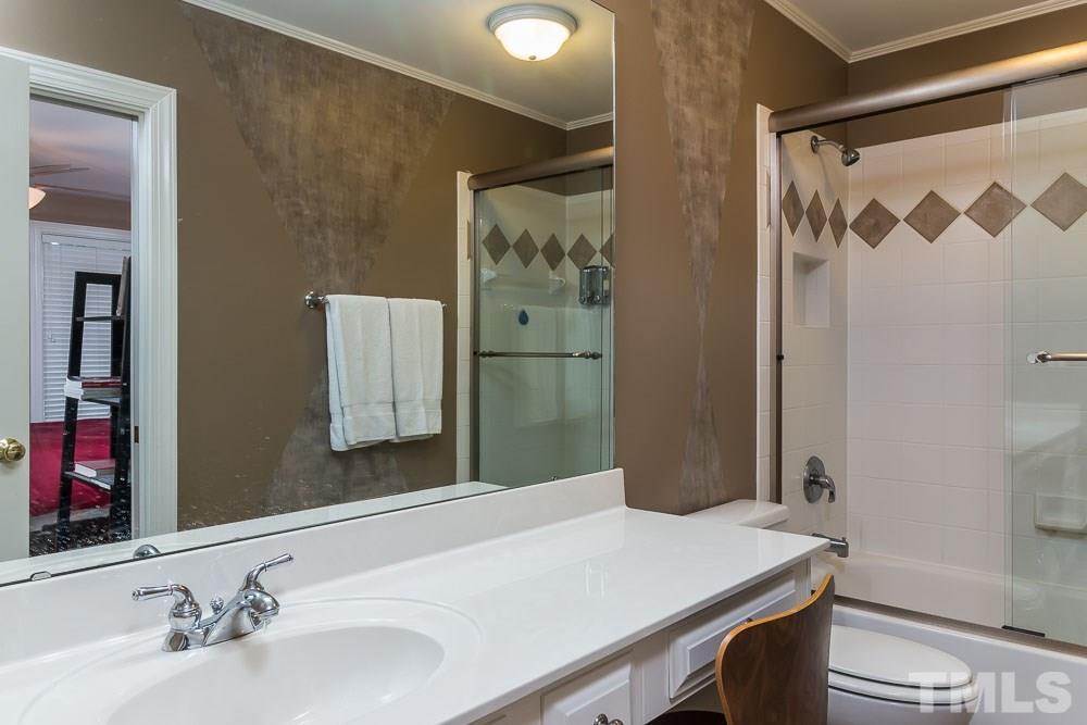4020 Barton Park Place Raleigh, NC 27613 - Photo 20 of 24 Gallery Image 20