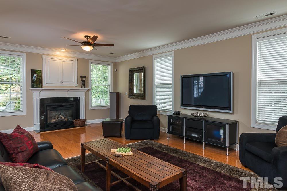 4020 Barton Park Place Raleigh, NC 27613 - Photo 6 of 24 Gallery Image 6