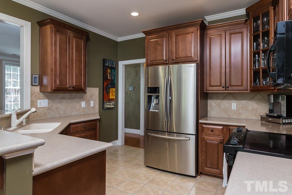 4020 Barton Park Place Raleigh, NC 27613 - Photo 10 of 24 Gallery Image 10