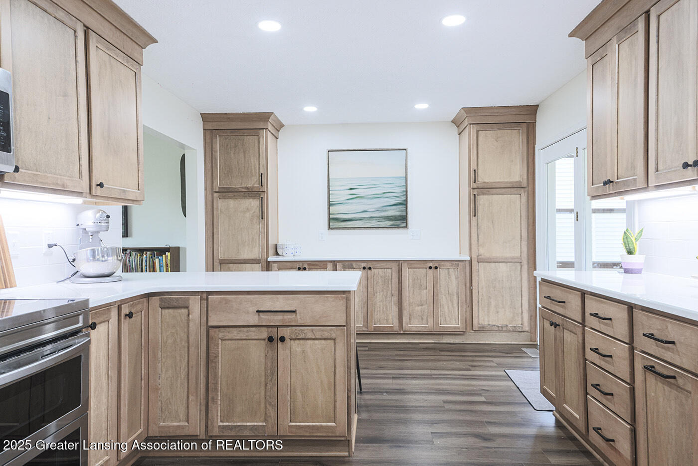 210 Williamsburg Road Lansing, MI 48917 - Photo 15 of 28 IMG_8827