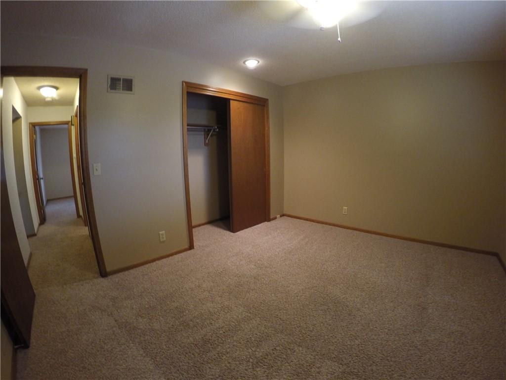 304 North Rice Street Raymore, MO 64083 - Photo 6 of 14