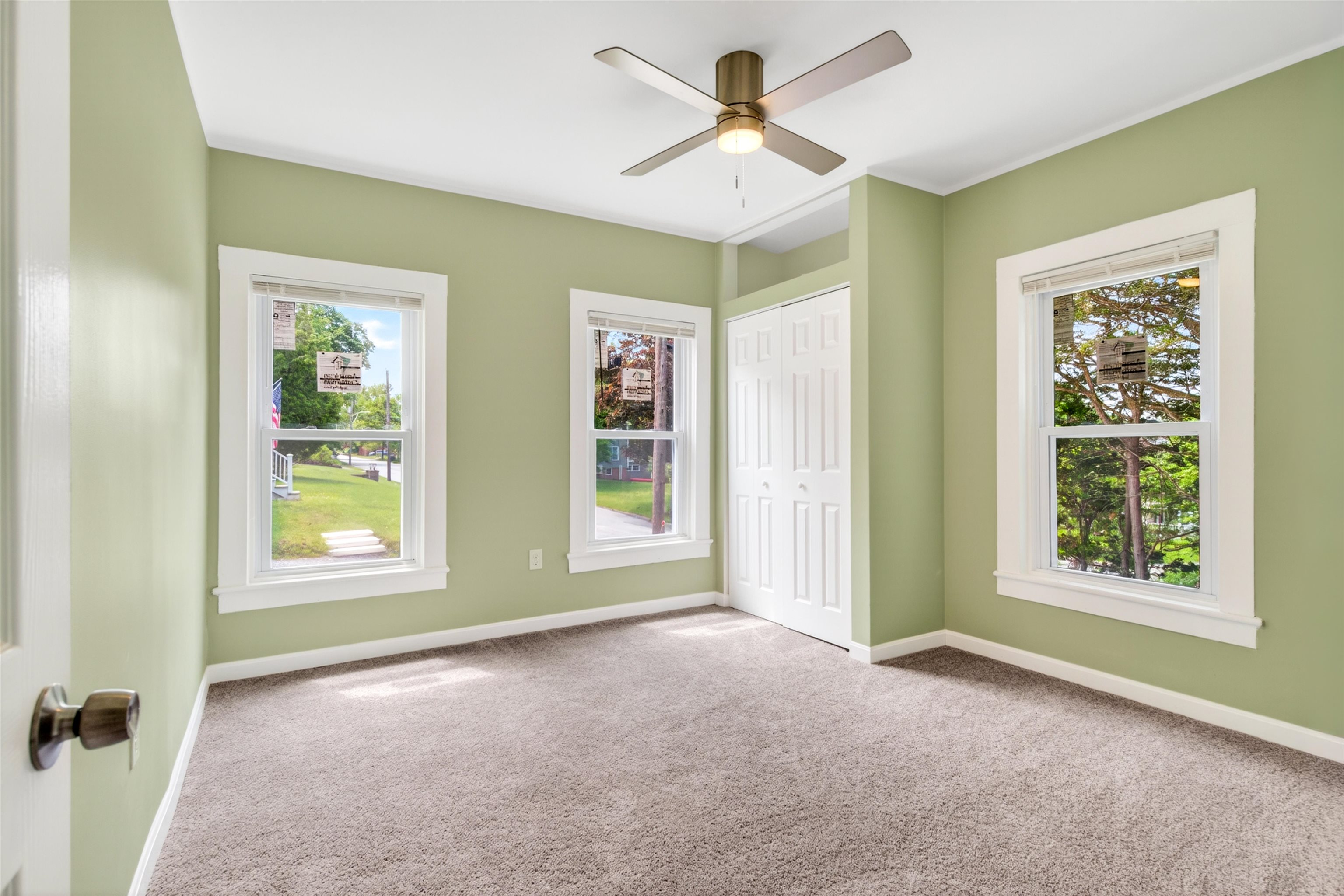 29 Clinton Avenue Rutland, VT 05701 - Photo 24 of 49