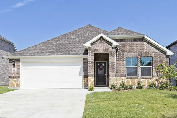 $2,195 | 625 Hidden Cove Drive, Princeton, TX 75407