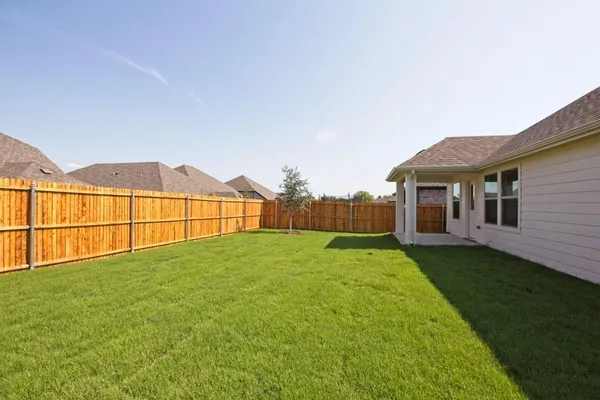 $2,195 | 625 Hidden Cove Drive, Princeton, TX 75407