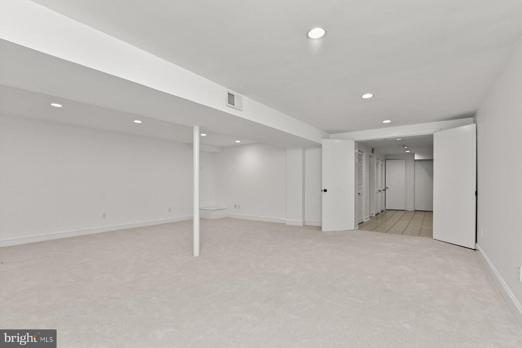 4836 Loughboro Road Northwest Washington, DC 20016 - Photo 29 of 36