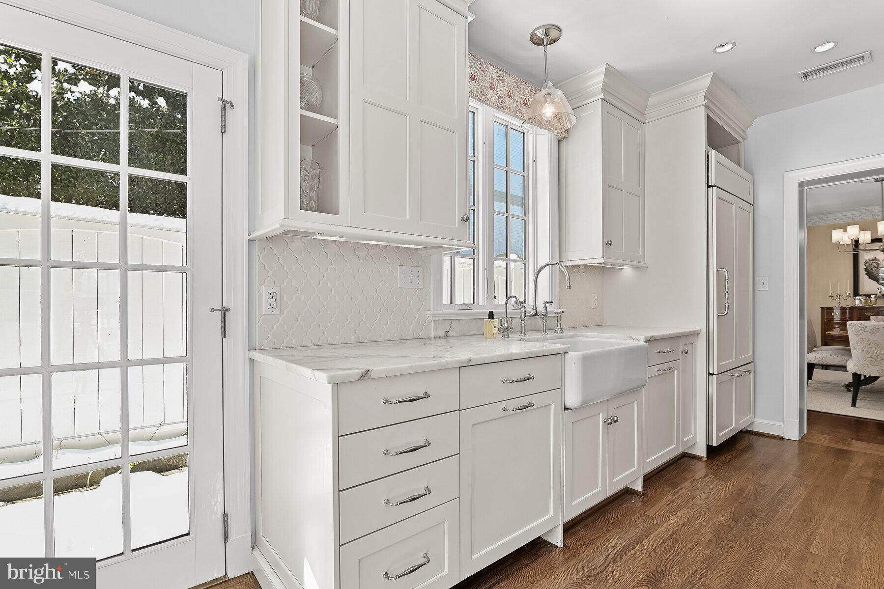 4836 Loughboro Road Northwest Washington, DC 20016 - Photo 10 of 36