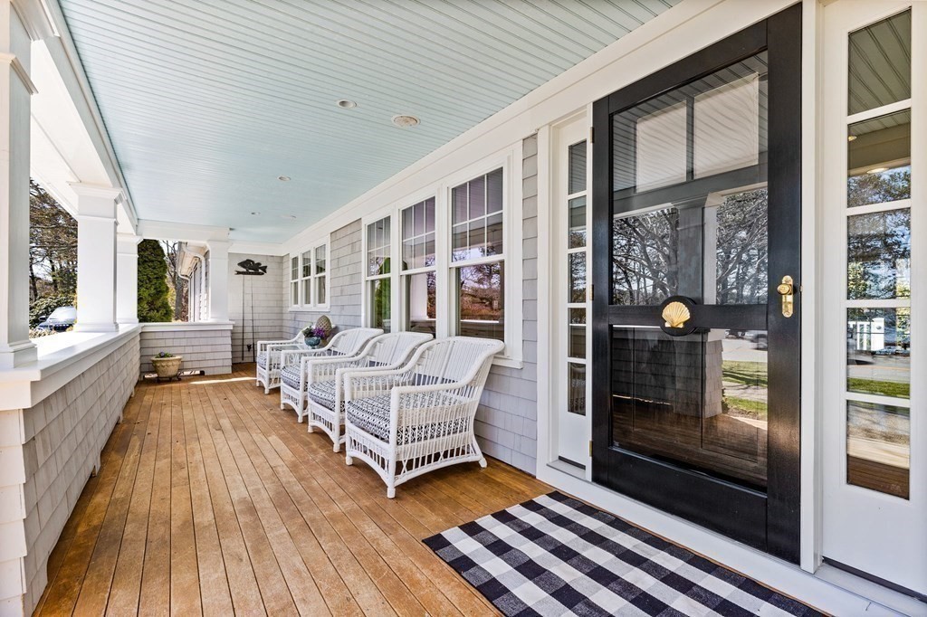 521 Shootflying Hill Road Barnstable, MA 02632 - Photo 5 of 39