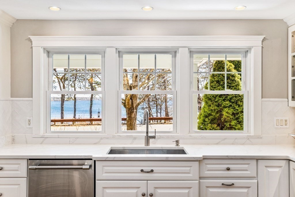 521 Shootflying Hill Road Barnstable, MA 02632 - Photo 10 of 39