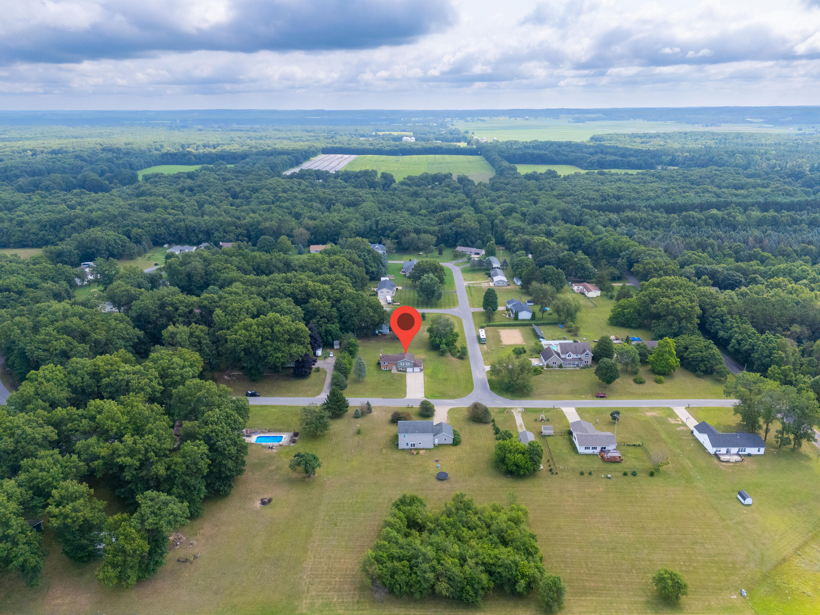 81611 White Oak Drive Decatur, MI 49045 - Photo 36 of 38 DJI_20260728120556_0692_D