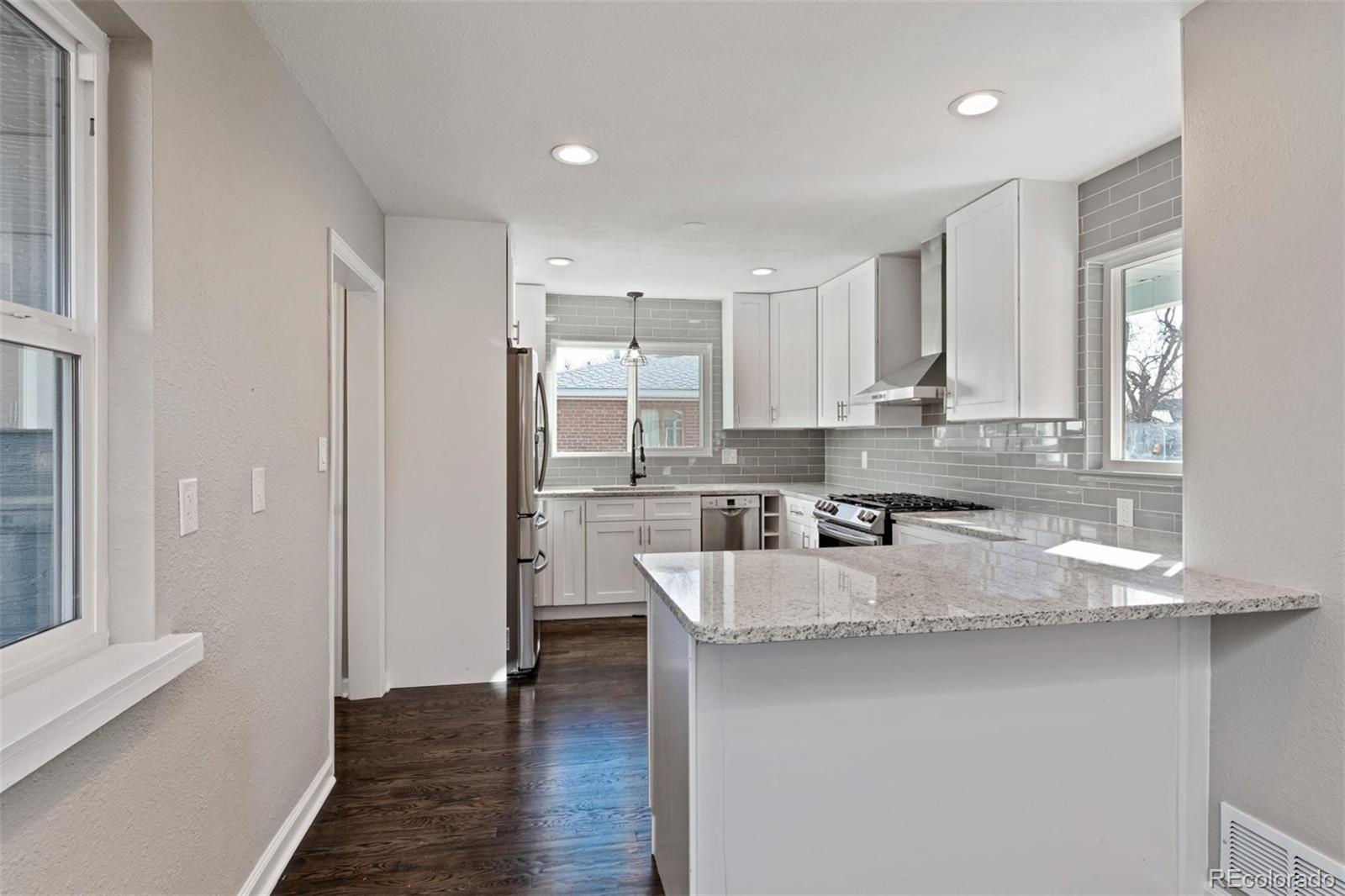 4060 Ames Street Wheat Ridge, CO 80212 - Photo 10 of 28 Gallery Image 10