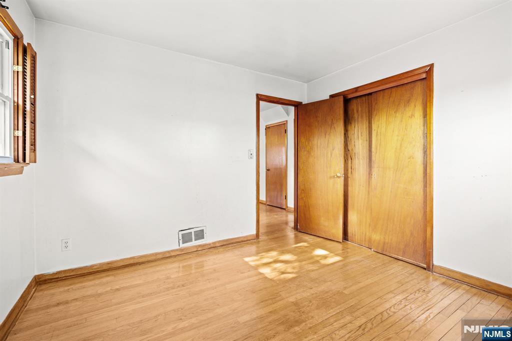 78 Garden Street Wood-Ridge, NJ 07075 - Photo 15 of 32 Gallery Image 15
